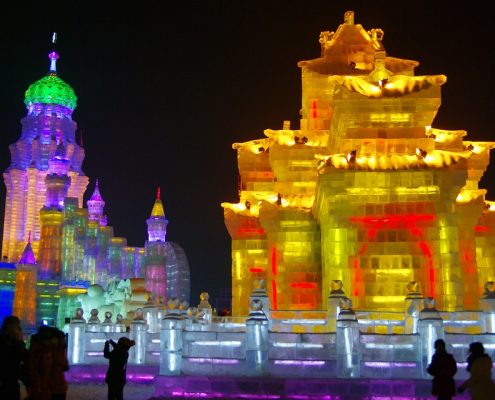 Festivales de hielo, destino de nieve de Bhárad